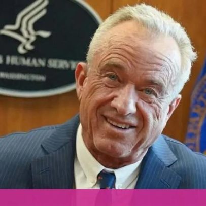 Secretário de Saúde de Trump afirma não temer germes após consumo em tampas de sanita