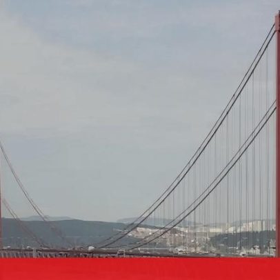 Faixas da esquerda da Ponte 25 de Abril fechadas em ambos os sentidos
