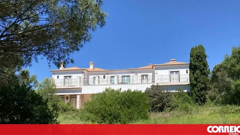 Moradia de luxo em Cascais, onde morava Gilbert Ondongo, arrematada por quase 11 milhões de euros