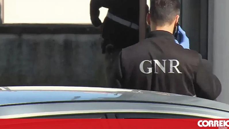 GNR fez 21 buscas em casas foi desmantelar uma rede de traficantes por atuarem na zona centro do país junto a escolas