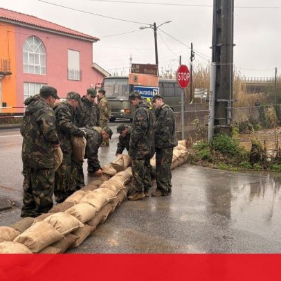 Exército coloca 5120 sacos de areia para conter Mondego, em Coimbra