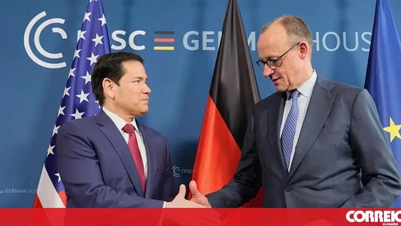 Friedrich Merz com Marco Rubio em Munique