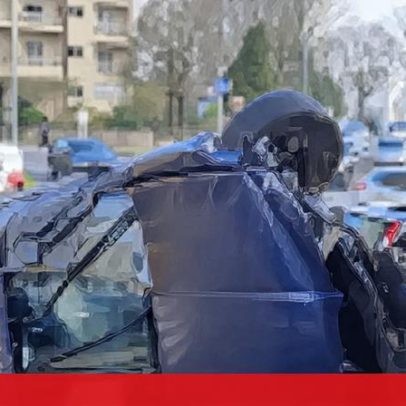Despista-se com carro furtado e abandona a viatura