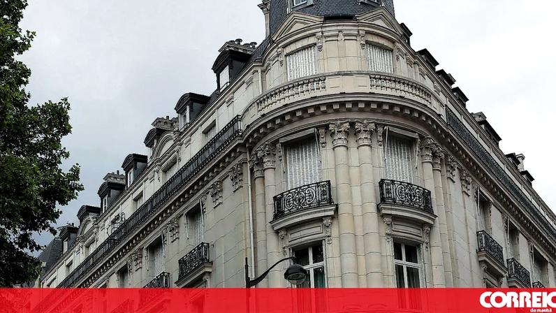 Prédio da Avenida Foch (22), em Paris, onde Epstein tinha casa