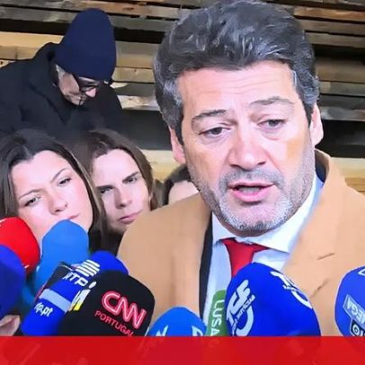 André Ventura visita fábrica em Chaves, mas realiza arruada