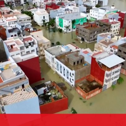 Estradas de Marrocos inundadas em imagens de drone