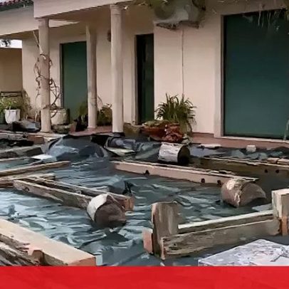 Casa do Sr. Albertino ameaça ruir em Leiria devido ao mau tempo