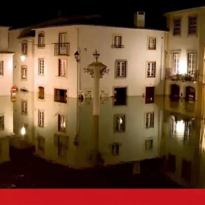 Rio Tejo sobe e vila de Constância fica praticamente submersa