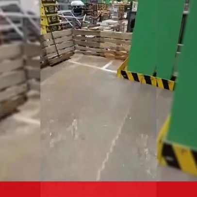 Centro logístico de supermercado em Loures inundado por chuva intensa
