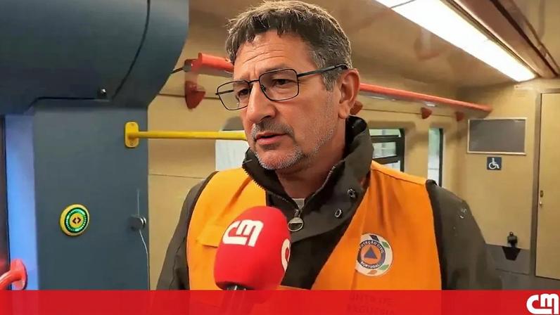 Crianças vão para a escola acompanhadas por elementos da junta de freguesia do Cartaxo devido ao mau tempo