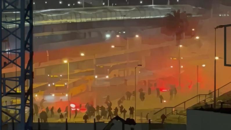 Adeptos do Sporting e Benfica em confrontos antes de jogo de futsal