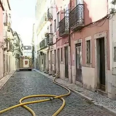 Incêndio em Lisboa consome habitação e telhado de prédio devoluto