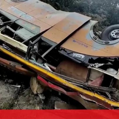 Acidente de autocarro mata pelo menos 19 turistas no Nepal