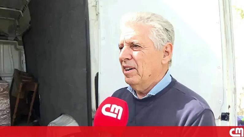 António Antunes doa mobiliário a idosa que perdeu tudo nas cheias em Alcácer do Sal