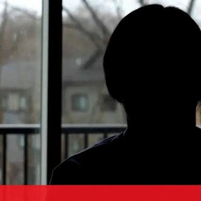 Testemunho de refugiada legal detida e isolada nos EUA