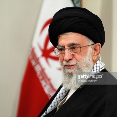 Israel afirma que o corpo de Ali Khamenei foi encontrado nos escombros