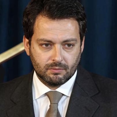 PS cita Passos Coelho para criticar Governo pela perda de dinamismo da economia