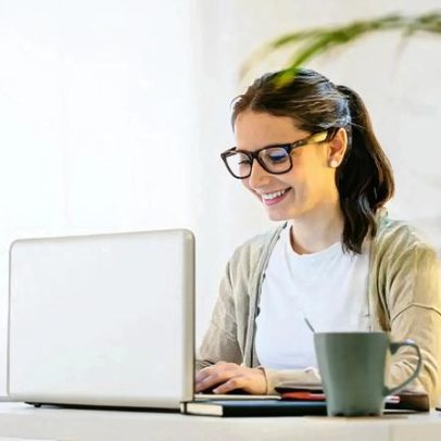 1,2 milhões de mulheres ganham até 1.000 euros por mês