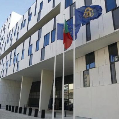 Polícia Judiciária investiga incêndio em três carros