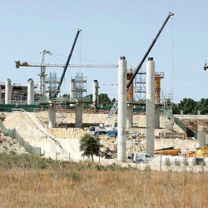 Governo autoriza libertar trabalhadores de obras públicas para intervenções urgentes