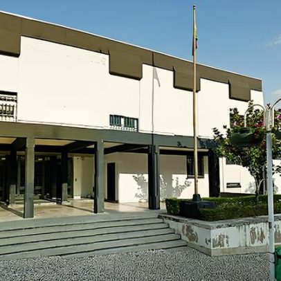 Derrocada junto ao Tribunal de Torres Novas força evacuação de três habitações