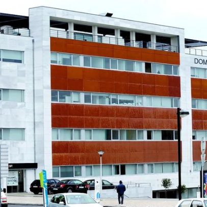 Advogado diz que jovem acusado de instigar massacres no Brasil não é monstro