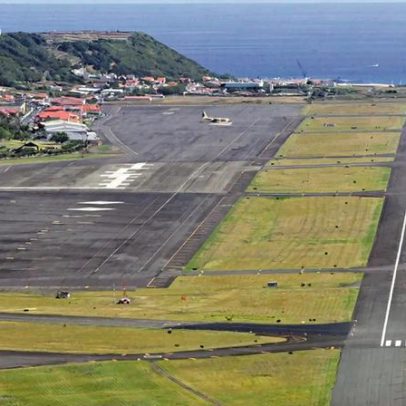 Quinze aviões reabastecedores dos EUA permanecem estacionados na Base das Lajes