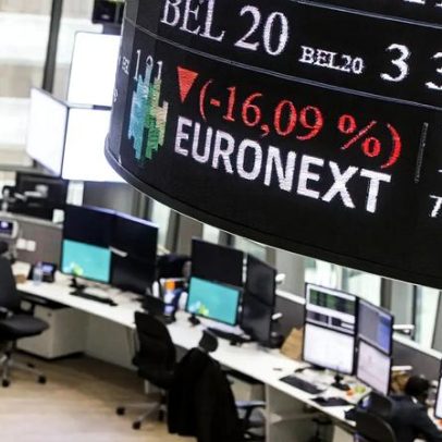 Bolsas europeias mistas e cautelosas perante avanços da IA