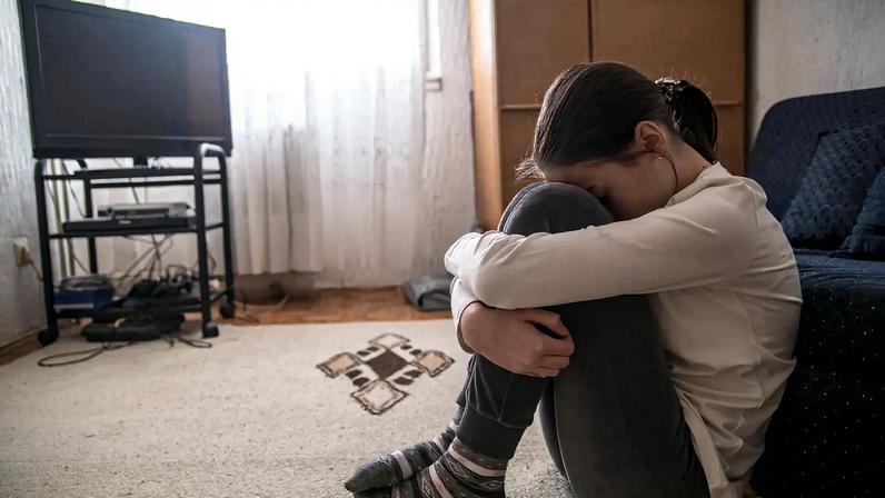 Ciberviolência sexual atinge sobretudo raparigas, prejudica autoestima e desempenho escolar