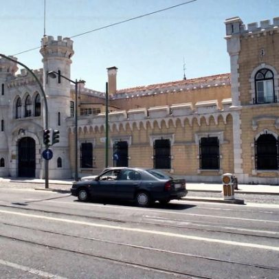 Dois guardas feridos em ataque numa cadeia superlotada de Lisboa
