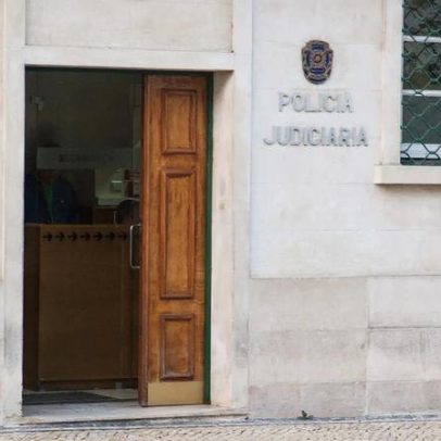 Homem mata a namorada em Coimbra e chama socorro