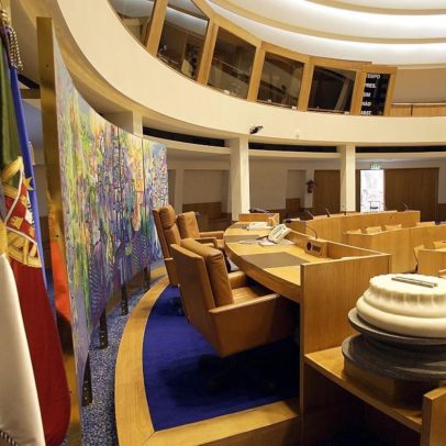 Parlamento dos Açores pede inconstitucionalidade do Subsídio Social de Mobilidade