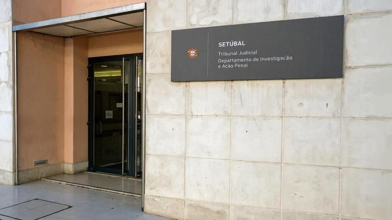 Tribunal de Setúbal condenou os três arguidos do processo