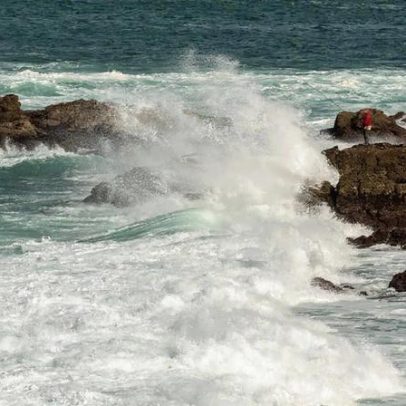 Toda a costa sob aviso amarelo por agitação marítima