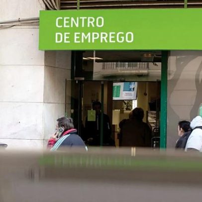 Quase metade dos desempregados em 2024 encontrou emprego em 2025