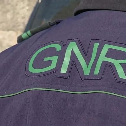 Incêndio em habitação deixa quatro pessoas desalojadas em Paredes