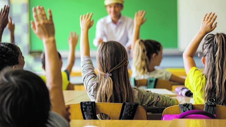 Alunos sem professores aumentaram para mais de 158 mil em janeiro