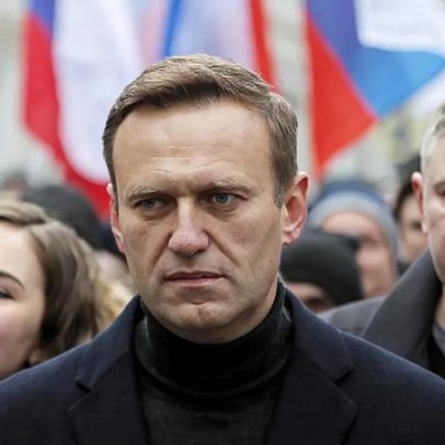 Diplomacia russa classifica acusações de envenenamento de Navalny como necropropaganda