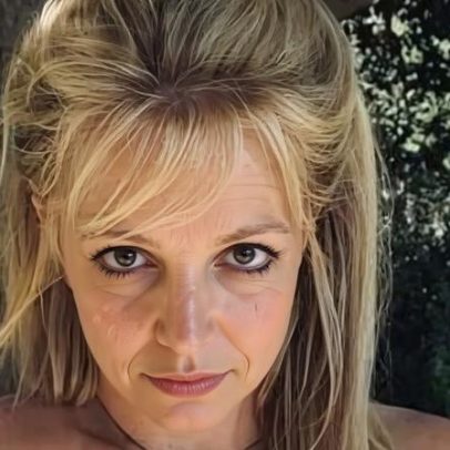 Britney Spears volta a partilhar vídeos embaraçosos