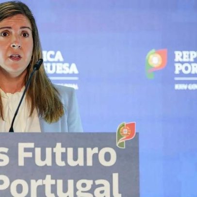 Ministra da Cultura promete ajuda financeira para infiltrações no Mafra