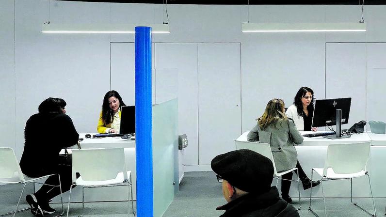 Número de pessoas que recorreram às contas de serviços mínimos bancários aumentou no último ano