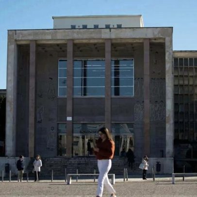 Associação Académica alerta para falta de alojamento estudantil na FD Lisboa