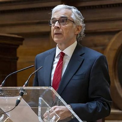 Aguiar-Branco fixa novo prazo até segunda para candidaturas a órgãos externos