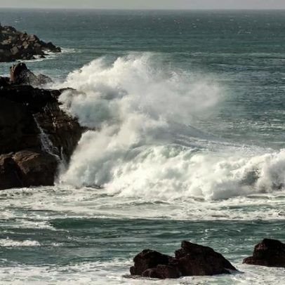 Nova depressão chega a Portugal com aviso vermelho no Grupo Ocidental dos Açores