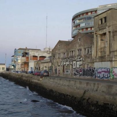 Pelo menos 35 pessoas retiradas de casa em Almada