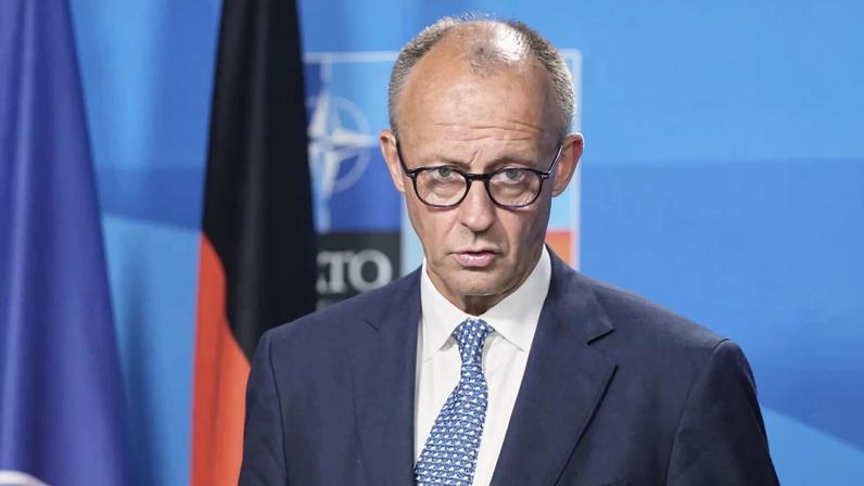 Friedrich Merz fala sobre sanções à Rússia na cimeira da NATO em Haia