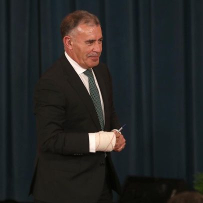 Governo revê estatuto do ensino de português no estrangeiro para recrutamento