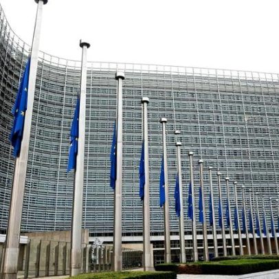 Falências na UE sobem 2,5% no quarto trimestre de 2025