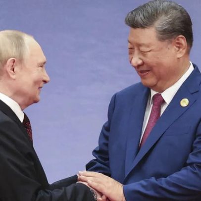 Xi Jinping e Putin discutem via videoconferência
