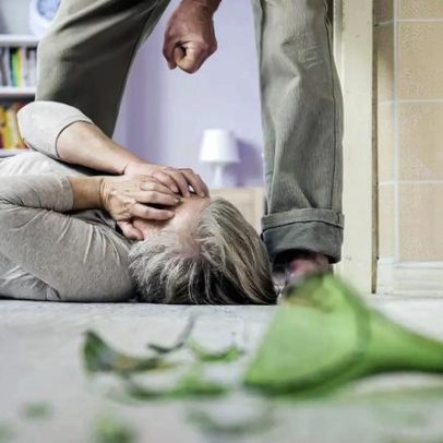 Toxicodependente com dependência de jogos detido por agressão à avó em Oeiras